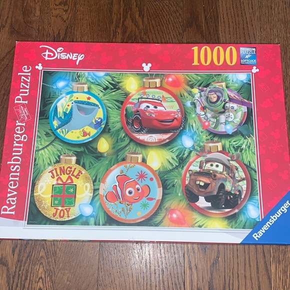 Ravensburger 1000 Disney-Pixar: Christmas puzzle